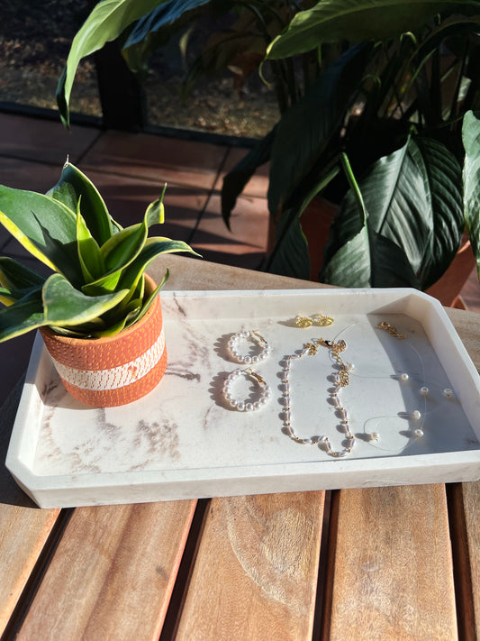 The Gold Pearl Necklace